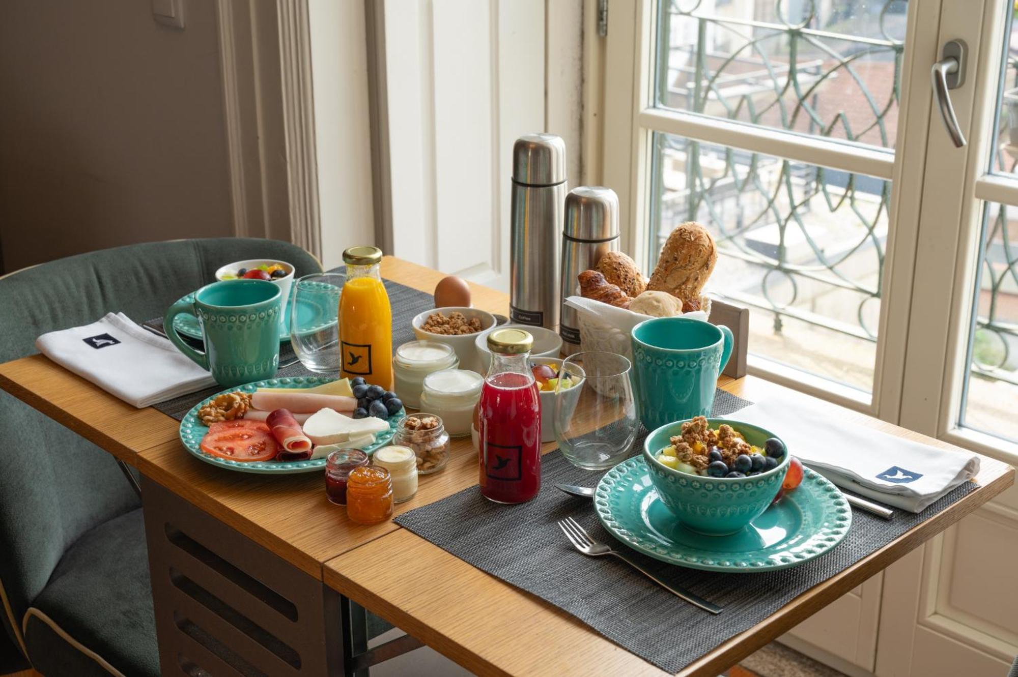 Double Room with View,1517489581:JPEG